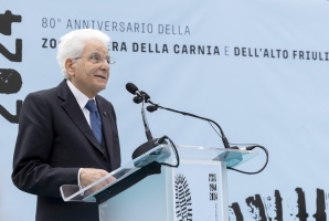Il Presidente della Repubblica Sergio Mattarella  in occasione della cerimonia commemorativa dell'80° anniversario della zona libera della Carnia e dell'Alto Friuli