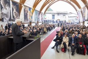 
Il Presidente della Repubblica Sergio Mattarella  in occasione dell'intervento a margine della visita alla mostra d'arte "Il Coraggio"