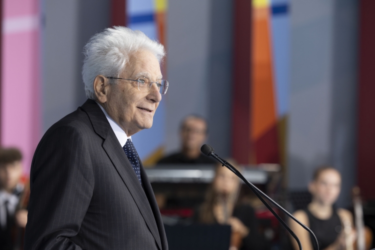 Il Presidente della Repubblica, Sergio Mattarella, in occasione della cerimonia di inaugurazione dell’anno scolastico 2024/2025.