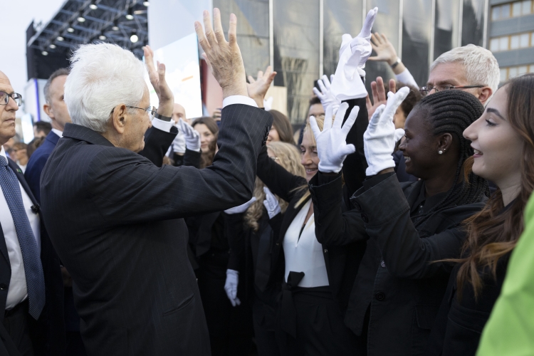 Il Presidente della Repubblica, Sergio Mattarella, in occasione della cerimonia di inaugurazione dell’anno scolastico 2024/2025.