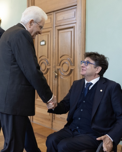 Il Presidente della Repubblica Sergio Mattarella saluta Luca Pancalli, Presidente del Comitato Italiano Paralimpico, in occasione della cerimonia di restituzione della Bandiera da parte degli atleti italiani di ritorno dai Giochi Olimpici e Paralimpici di Parigi 2024