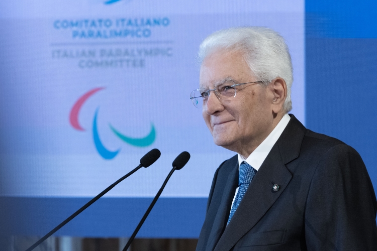 Il Presidente della Repubblica Sergio Mattarella in occasione della cerimonia di restituzione della Bandiera da parte degli atleti italiani di ritorno dai Giochi Olimpici e Paralimpici di Parigi 2024
