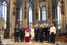 Il Presidente della Repubblica, Sergio Mattarella, con Frank-Walter Steinmeier, Presidente della Repubblica Federale di Germania, visitano il Duomo di Colonia.
