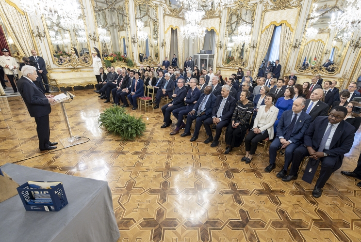 Il Presidente Sergio Mattarella rivolge il suo indirizzo di saluto in occasione dell'incontro con Qu Dongyu, Direttore generale della FAO, unitamente ad una delegazione