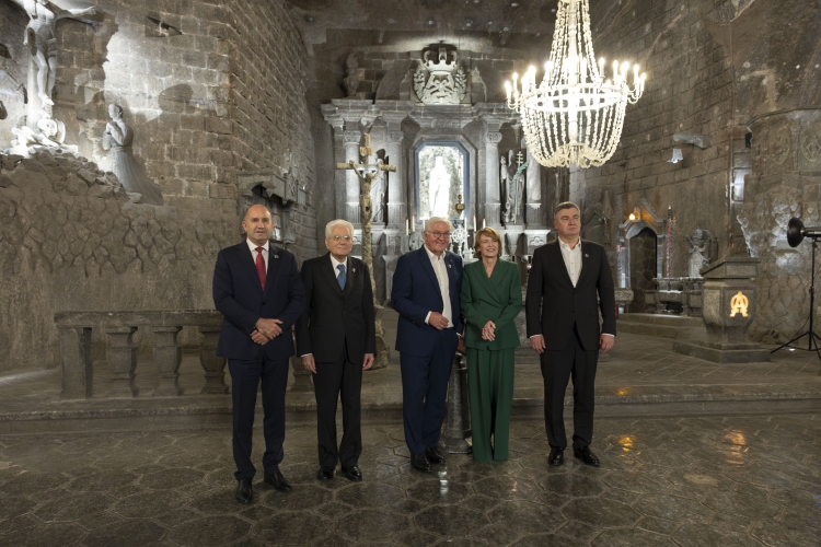 Il Presidente della Repubblica Sergio Mattarella con il Presidente della Repubblica Federale di Germania Frank-Walter Steinmeier, Rumen Radev, Presidente della Bulgaria, e Zoran Milanović Presidente della Croazia 