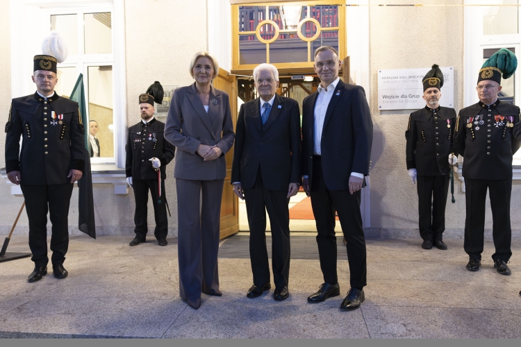 Il Presidente della Repubblica Sergio Mattarella con Andrzej Duda,Presidente della Repubblica di Polonia, in occasione della partecipazione alla XIX Riunione dei Capi di Stato del Gruppo Arraiolos