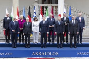 Il Presidente della Repubblica Sergio Mattarella con i Capi di Stato in occasione della XIX Riunione del Gruppo Arraiolos
