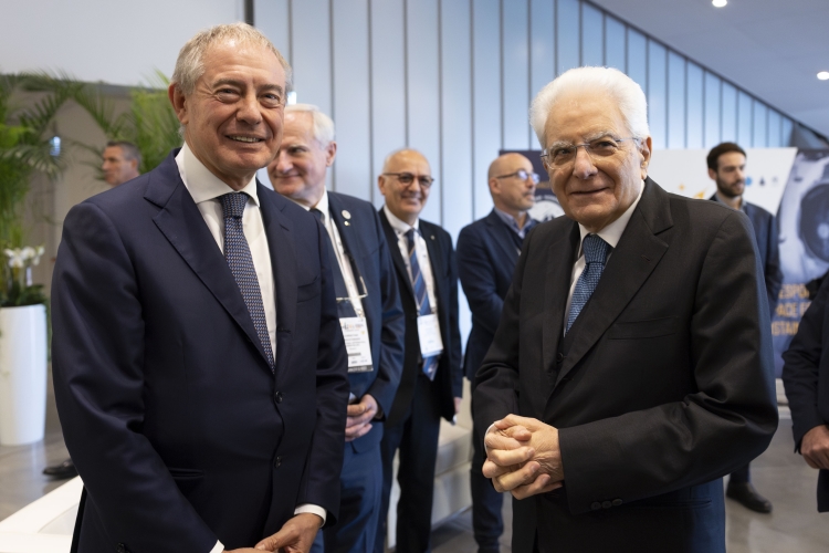 Il Presidente della Repubblica Sergio Mattarella al MiCo con Adolfo Urso, Ministro delle Imprese e del Made in Italy-Rappresentante del Governo in occasione del 75° Congresso astronautico internazionale
