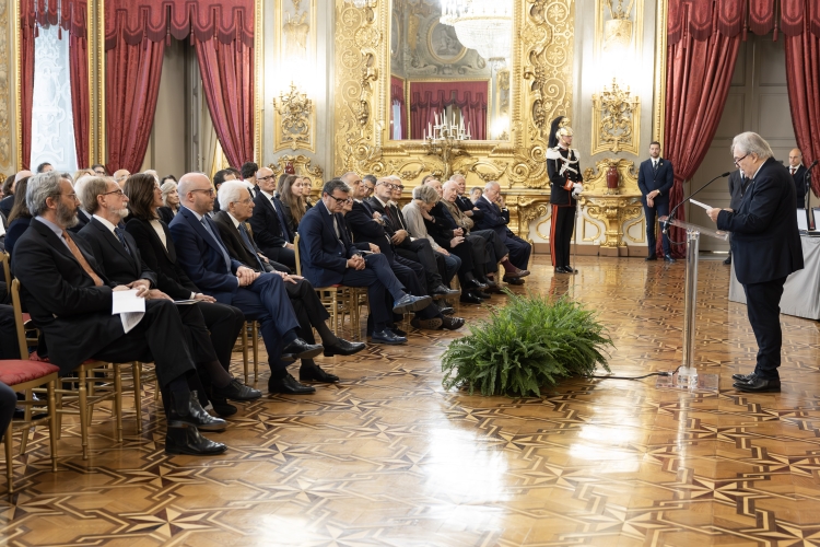 Il Presidente della Repubblica Sergio Mattarella in occasione della Cerimonia di consegna dei Premi “Presidente della Repubblica” per gli anni 2022 e 2023 dell’Accademia Nazionale dei Lincei, dell’Accademia Nazionale di San Luca e dell’Accademia Nazionale di Santa Cecilia
