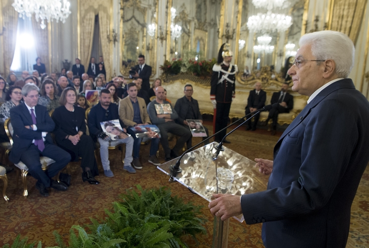 Il Presidente Sergio Mattarella in occasione dell'incontro con i familiari delle vittime dell'hotel Rigopiano