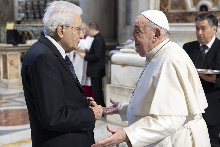 Il Presidente della Repubblica Sergio Mattarella con S.S. Papa Francesco,  in occasione della cerimonia di Canonizzazione dei Beati italiani Giuseppe Allamano e Elena Guerra