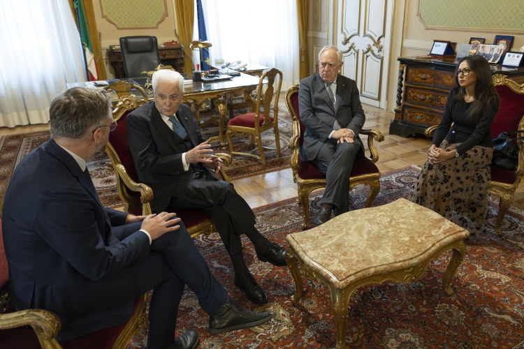 Il Presidente della Repubblica Sergio Mattarella a Bologna, con Irene Priolo, Presidente f.f. della Regione Emilia-Romagna, con Matteo Lepore, Sindaco di Bologna
