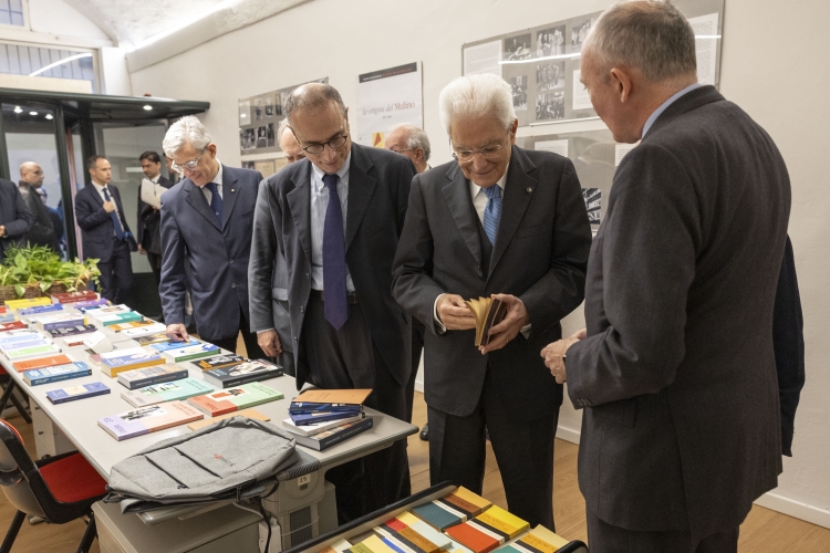 Il Presidente della Repubblica Sergio Mattarella nella sede della Società editrice “Il Mulino”, in occasione del 70° anniversario di Fondazione della Società editrice 
