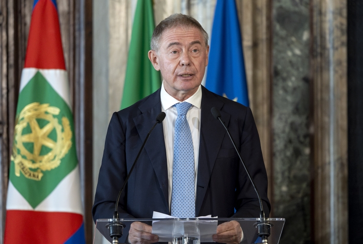 Il Ministro delle imprese e del made in Italy, Adolfo Urso, in occasione della cerimonia di consegna delle insegne di Cavaliere dell’Ordine “Al Merito del Lavoro” ai Cavalieri del Lavoro nominati il 2 giugno 2024