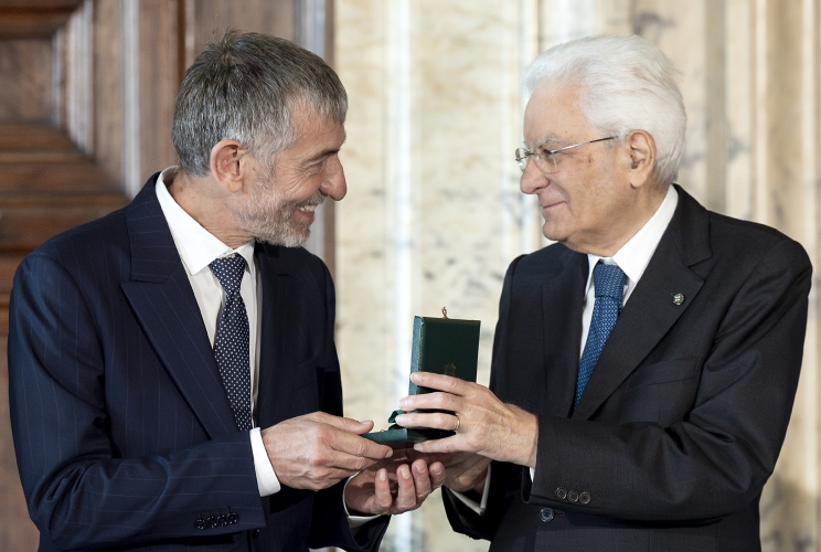 Il Presidente Sergio Mattarella consegna le insegne di Cavaliere dell’Ordine “Al Merito del Lavoro” a Graziano Giordani