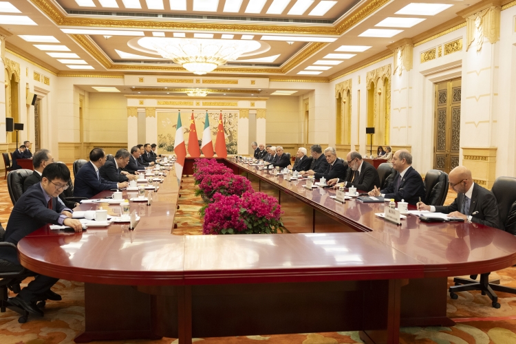 Il Presidente della Repubblica, Sergio Mattarella incontra con il Premier Li Qiang
