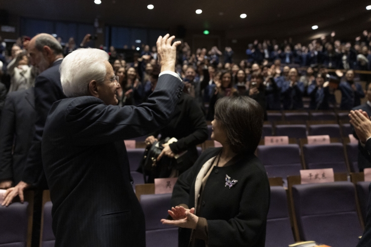 Il Presidente della Repubblica Sergio Mattarella al conservatorio della provincia del Zhejiang, in occasione dell’opera lirica “Marco Polo” del conservatorio Benedetto Marcello di Venezia