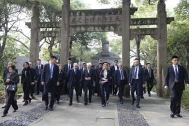 Il Presidente della Repubblica Sergio Mattarella al cimitero dei missionari cattolici, rende omaggio alla tomba del gesuita Prospero Intorcetta 
