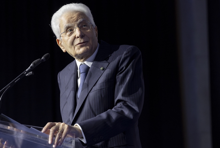 Il Presidente Sergio Mattarella alla cerimonia in occasione del venticinquesimo anniversario dell’Osservatorio Permanente Giovani - Editori risponde alla domande di alcuni studenti