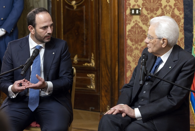 Il Presidente Sergio Mattarella con Riccardo Di Stefano, Presidente dei Giovani Imprenditori, in occasione dell'incontro con una delegazione di Giovani Imprenditori di Confindustria