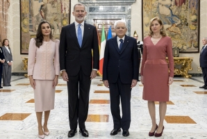 Il Presidente Sergio Mattarella e la Sig.ra Laura con le Loro Maestà il Re Felipe VI e la Regina Letizia di Spagna