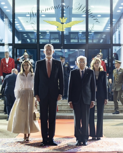 Il Presidente della Repubblica Sergio Mattarella con il Re Felipe VI Re di Spagna in occasione della cerimonia di congedo