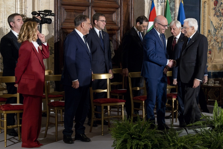 Il Presidente Sergio Mattarella con Ignazio La Russa, Presidente del Senato della Repubblica, Lorenzo Fontana, Presidente della Camera dei deputati e Giorgia Meloni, Presidente del Consiglio dei Ministrii, n occasione della cerimonia per lo scambio degli auguri di fine anno con i Rappresentanti delle Istituzioni, delle Forze Politiche e della Società Civile