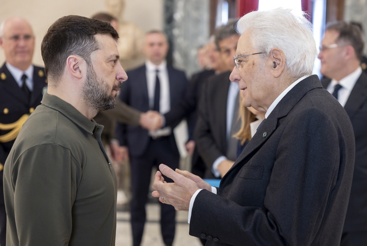 Il Presidente Sergio Mattarella con il Presidente d’Ucraina, Volodymyr Zelenskyy