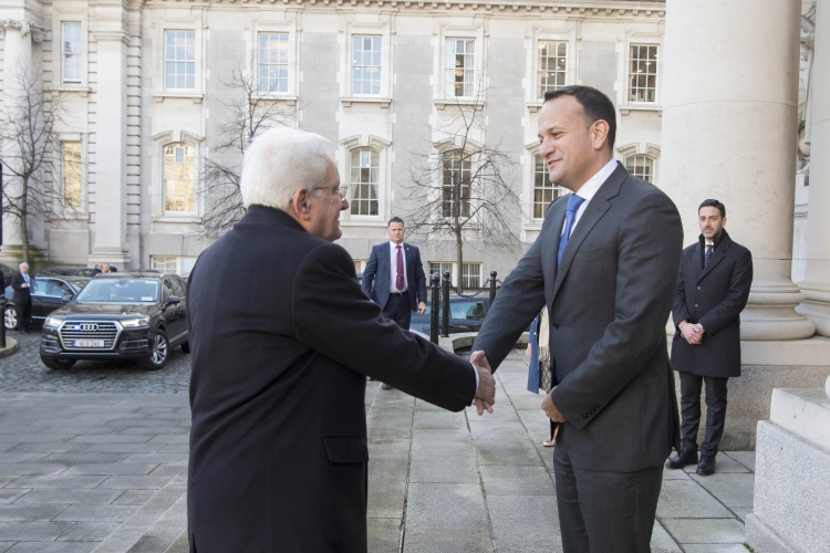 Il Presidente Sergio Mattarella accolto dal Primo Ministro d'Irlanda Leo Varadkar 