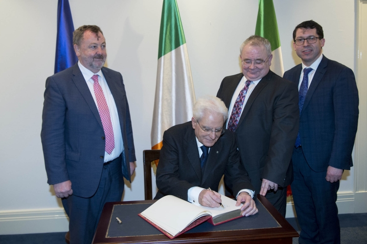 Il Presidente Sergio Mattarella con il Presidente della Camera Bassa, 