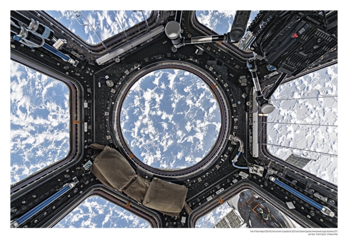 Una immagine fotografica scattata da Paolo Nespoli dalla Stazione Spaziale Internazionale