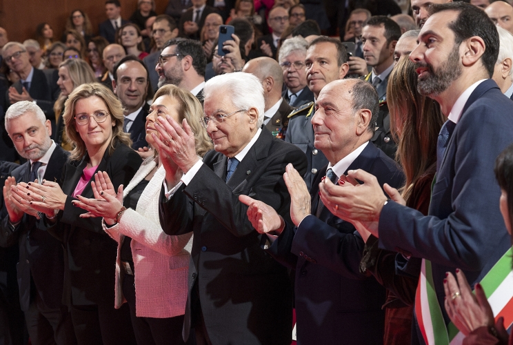 Il Presidente della Repubblica Sergio Mattarella in occasione della cerimonia di inaugurazione dell’anno accademico 2024/2025 dell’Università degli Studi di Messina e al conferimento del Dottorato honoris causa in Scienze delle Pubbliche Amministrazioni al Presidente della Repubblica
