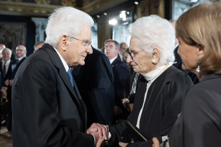 Il Presidente Sergio Mattarella saluta la Senatrice a vita Liliana Segre,in occasione delle Celebrazione del “Giorno della Memoria”

