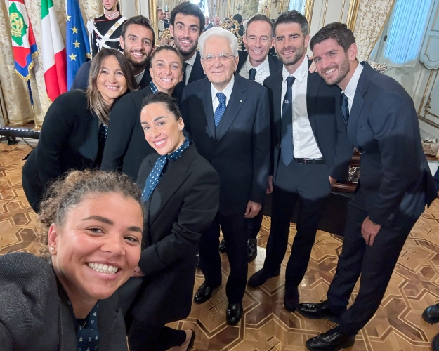 Il Presidente Sergio Mattarella in occasione dell'incontro con le Nazionali italiane di Tennis femminile e maschile vincitrici della Billie Jean King Cup 2024 e della Coppa Davis 2024 

