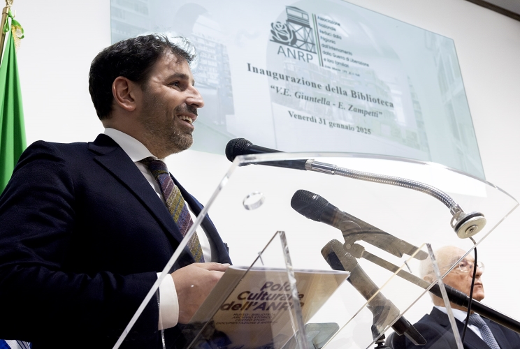 L'intervento di Tommaso Giuntella in occasione della cerimonia di intitolazione a Vittorio Emanuele Giuntella e Enrico Zampetti della biblioteca dell'A.N.R.P.