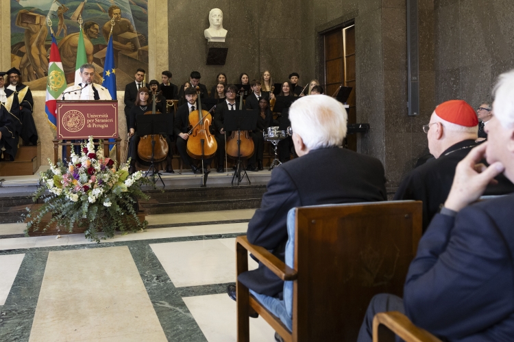 Il Presidente Mattarella durante la cerimonia di inaugurazione dell’anno accademico dell’Università per Stranieri di Perugia, in occasione del centesimo anno dalla fondazione