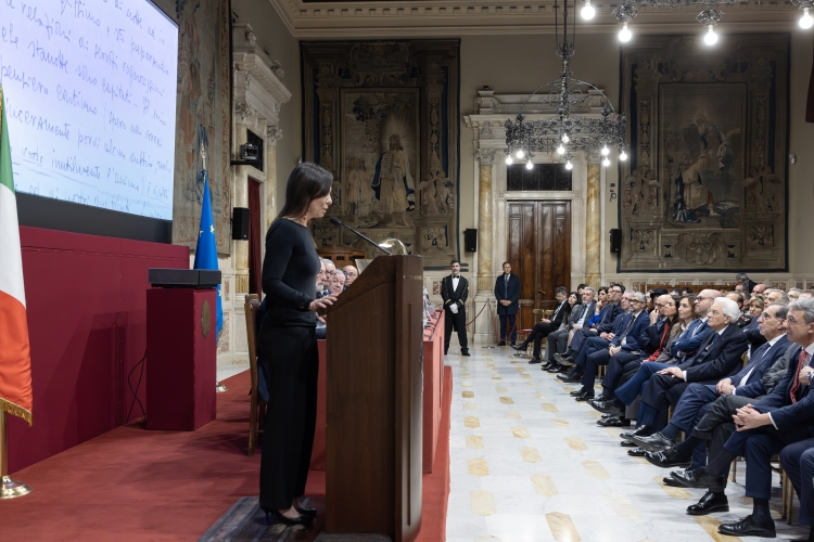 Il Presidente della Repubblica Sergio Mattarella in occasione della presentazione dei due libri della Polizia di Stato della collana “Fecero la scelta giusta”
