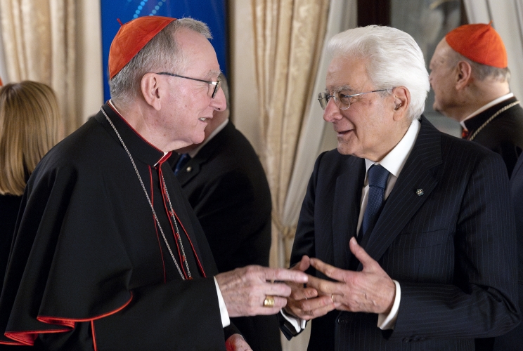 Il Presidente Sergio Mattarella con a S.Em. Rev.ma il Cardinale Pietro Parolin, Segretario di Stato, in occasione dei colloqui bilaterali con la Santa Sede nella ricorrenza della firma dei Patti Lateranensi e dell’Accordo di Revisione del Concordato