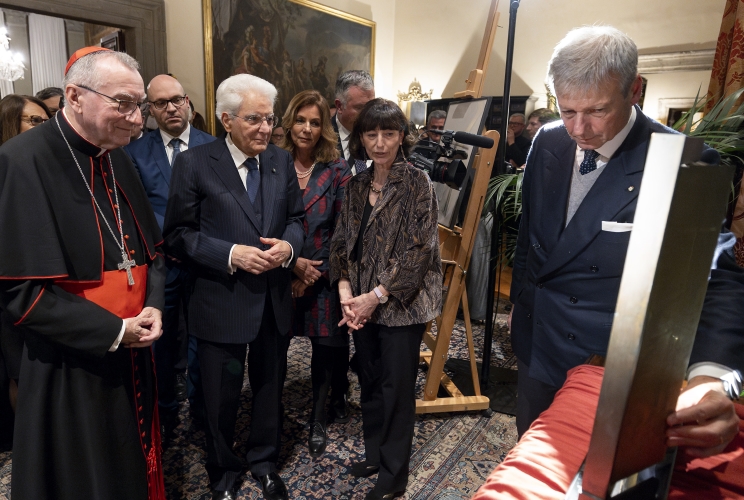 Il Presidente Sergio Mattarella con a S.Em. Rev.ma il Cardinale Pietro Parolin, Segretario di Stato, in occasione dei colloqui bilaterali con la Santa Sede nella ricorrenza della firma dei Patti Lateranensi e dell’Accordo di Revisione del Concordato