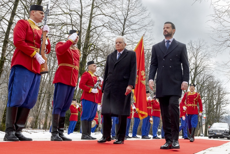 Il Presidente della Repubblica Sergio Mattarella con il Presidente del Montenegro Jakov Milatović, nel corso della cerimonia di benvenuto, oggi  18  febbraio 2025.
