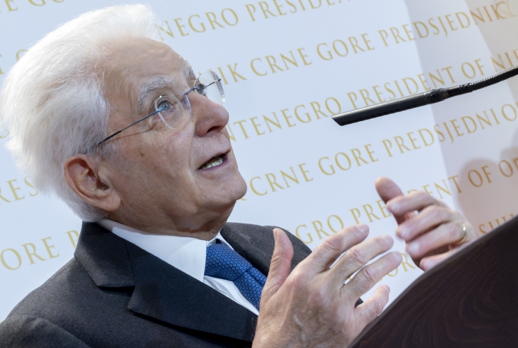 Il Presidente della Repubblica Sergio Mattarella durante le dichiarazioni alla stampa
