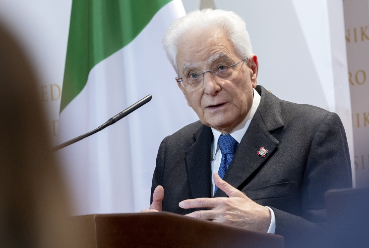 Il Presidente della Repubblica Sergio Mattarella durante le dichiarazioni alla stampa