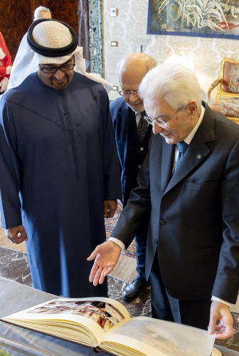 Il Presidente della Repubblica Sergio Mattarella con lo Sceicco Mohamed bin Zayed Al Nahyan, Presidente degli Emirati Arabi Uniti