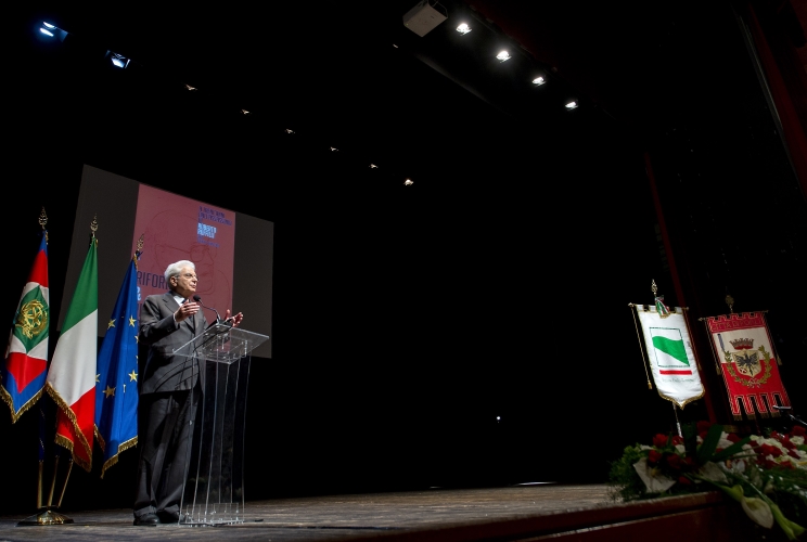 Il Presidente Sergio Mattarella nel corso della cerimonia commemorativa
