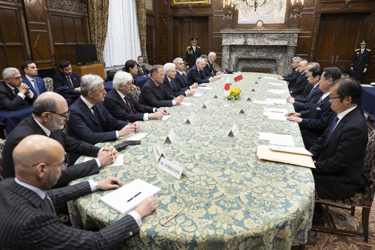 Il Presidente della Repubblica Sergio Mattarella a Palazzo della Dieta Nazionale incontra il Presidente della Camera dei Consiglieri, Masakazu Sekiguchi 
