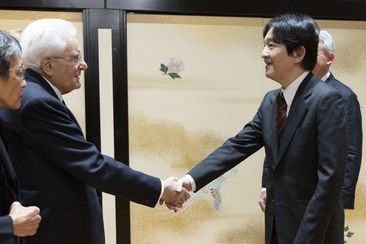 Il Presidente della Repubblica Sergio Mattarella a Meiji Kinenkan incontra S.A.I. il Principe Akishino 

