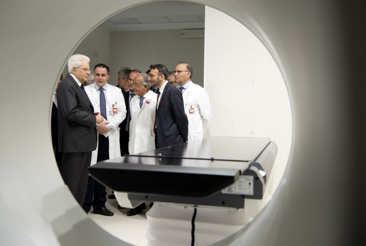 Il Presidente Sergio Mattarella visita l'Istituto Romagnolo per lo Studio e la cura dei Tumori (IRST)