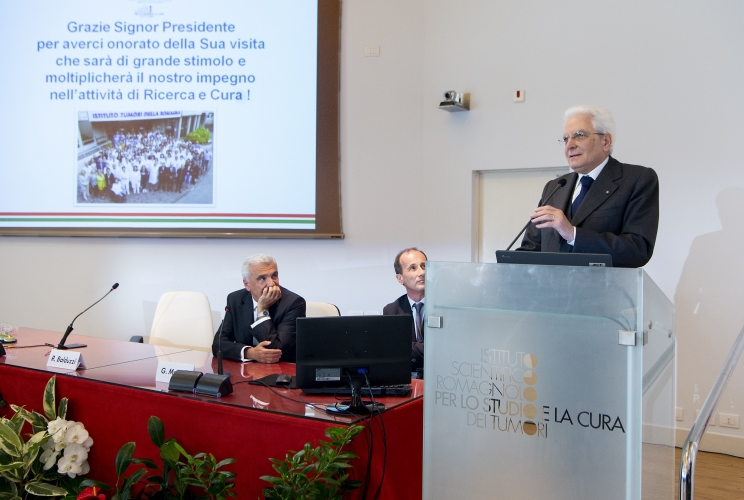 Il Presidente Sergio Mattarella visita l'Istituto Romagnolo per lo Studio e la cura dei Tumori (IRST)