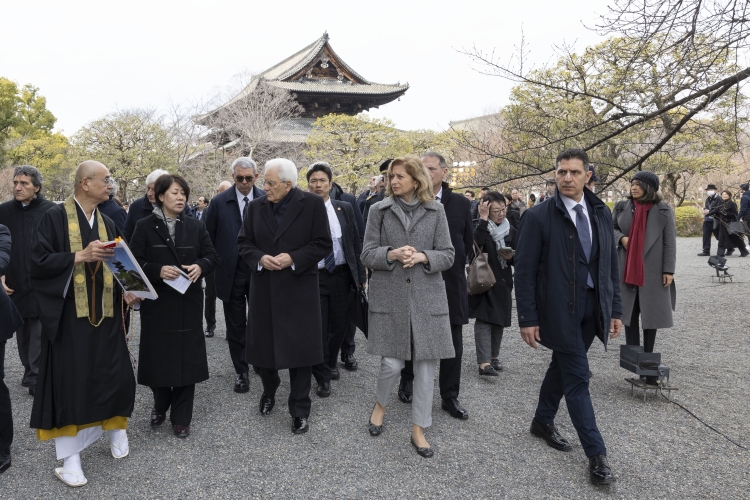 Il Presidente della Repubblica Sergio Mattarella visita il Tempio buddista To-ji