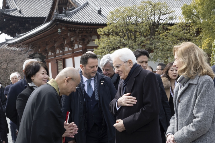 Il Presidente della Repubblica Sergio Mattarella visita il Tempio buddista To-ji